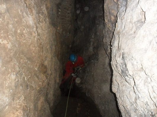Cueva Cova Santa 2