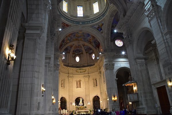 Interior Basilica de la Purisima