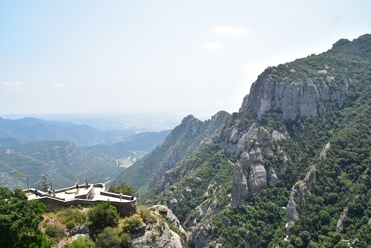 Vistas de la montaña de Montserrat 2